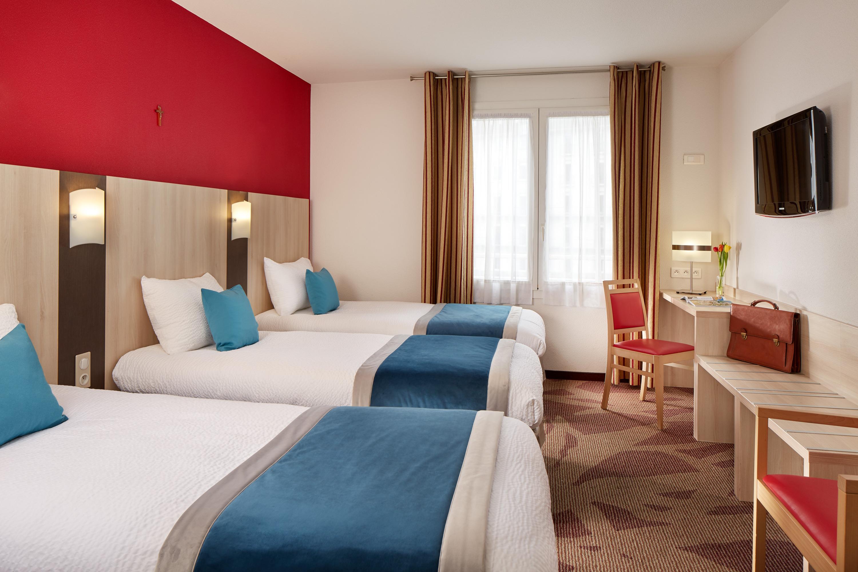 Hotel Roissy Lourdes Exterior photo